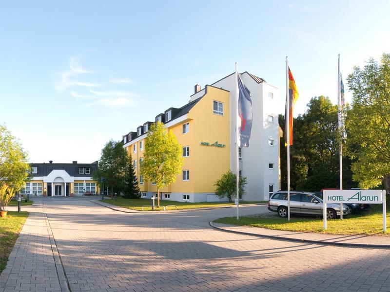 Hotel Alarun Unterschleißheim Εξωτερικό φωτογραφία