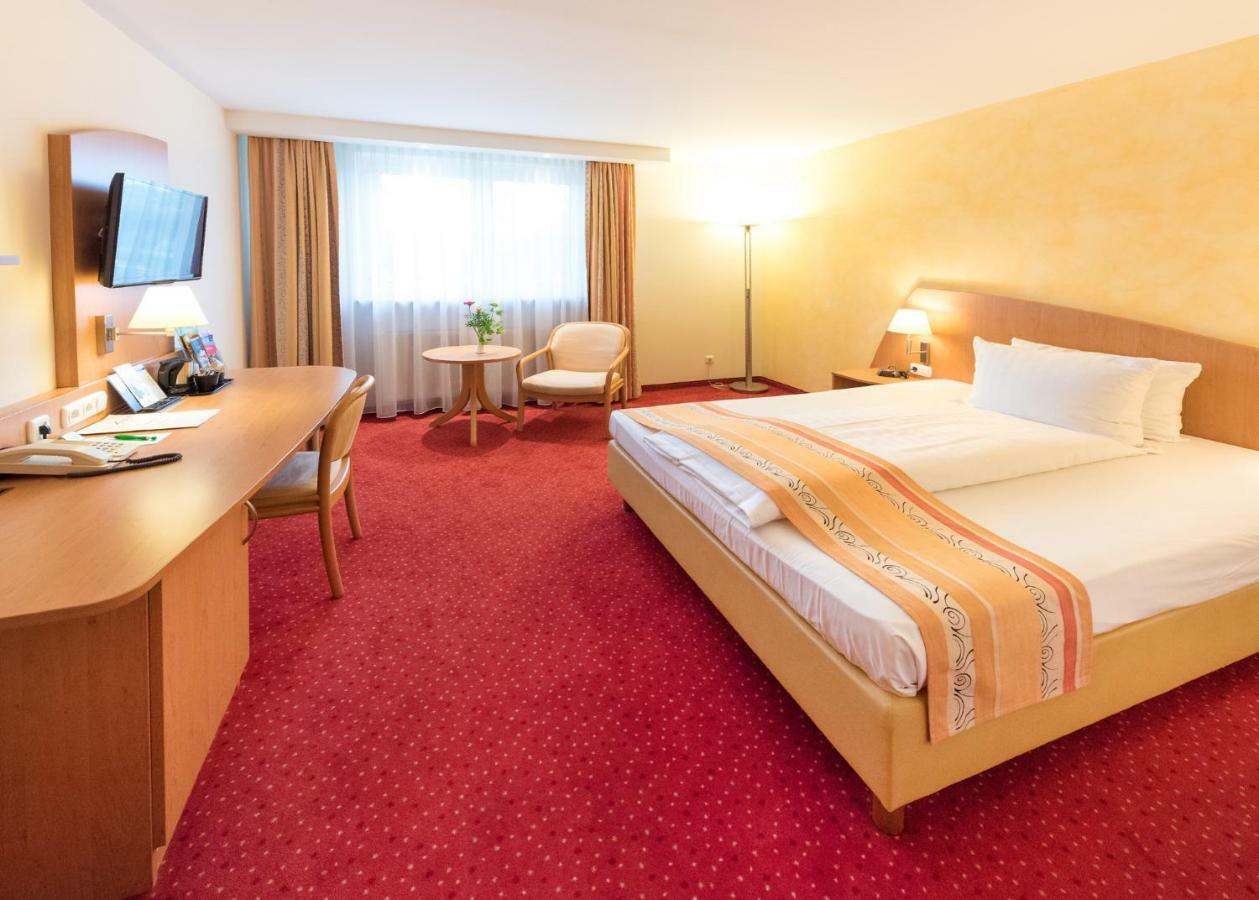 Hotel Alarun Unterschleißheim Εξωτερικό φωτογραφία