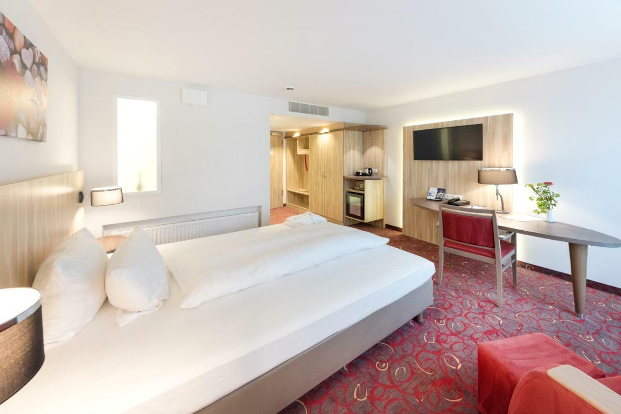 Hotel Alarun Unterschleißheim Εξωτερικό φωτογραφία
